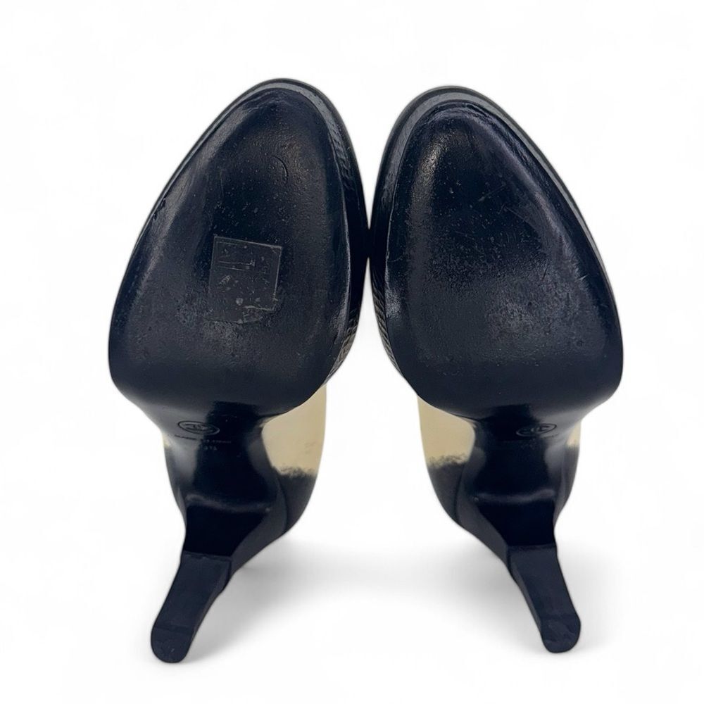 Authentic CHANEL Black & Beige Two Tone Ombre CC Logo Block Heel Pumps S… - Picture 10 of 11